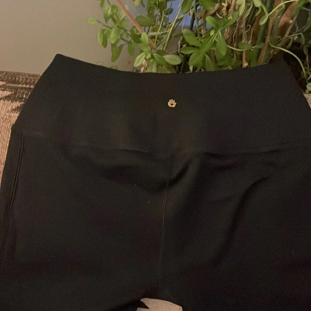 Spiritual Gangster leggings M/L - Picture 6 of 14